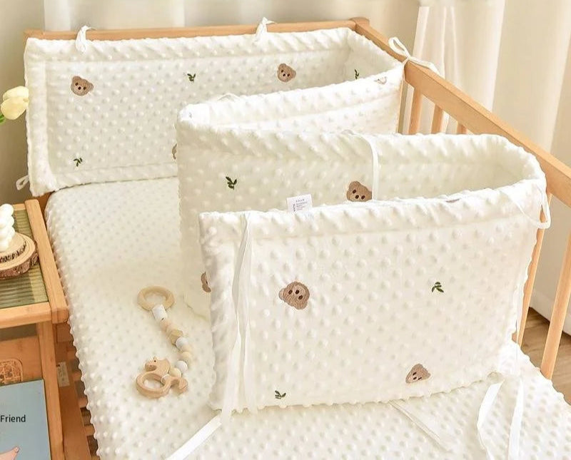 Tour-de-lit-bebe-One-Piece-installation-facile