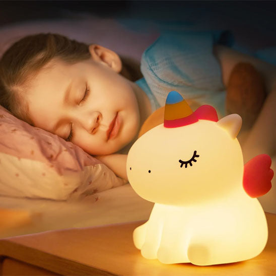 Veilleuse-bébé-licorne-doux-sommeil